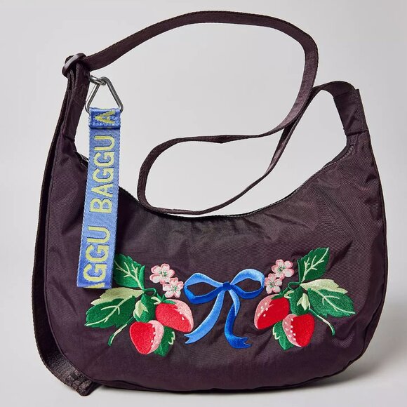 NWT Baggu Medium Crescent Bag - Embroidered Strawberry (Chocolate Plum) - Picture 2 of 4